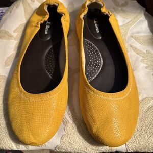 LL Bean Women’s 8.5 M Yellow Sueded Lizard-like Leather Accented Ballet Flats